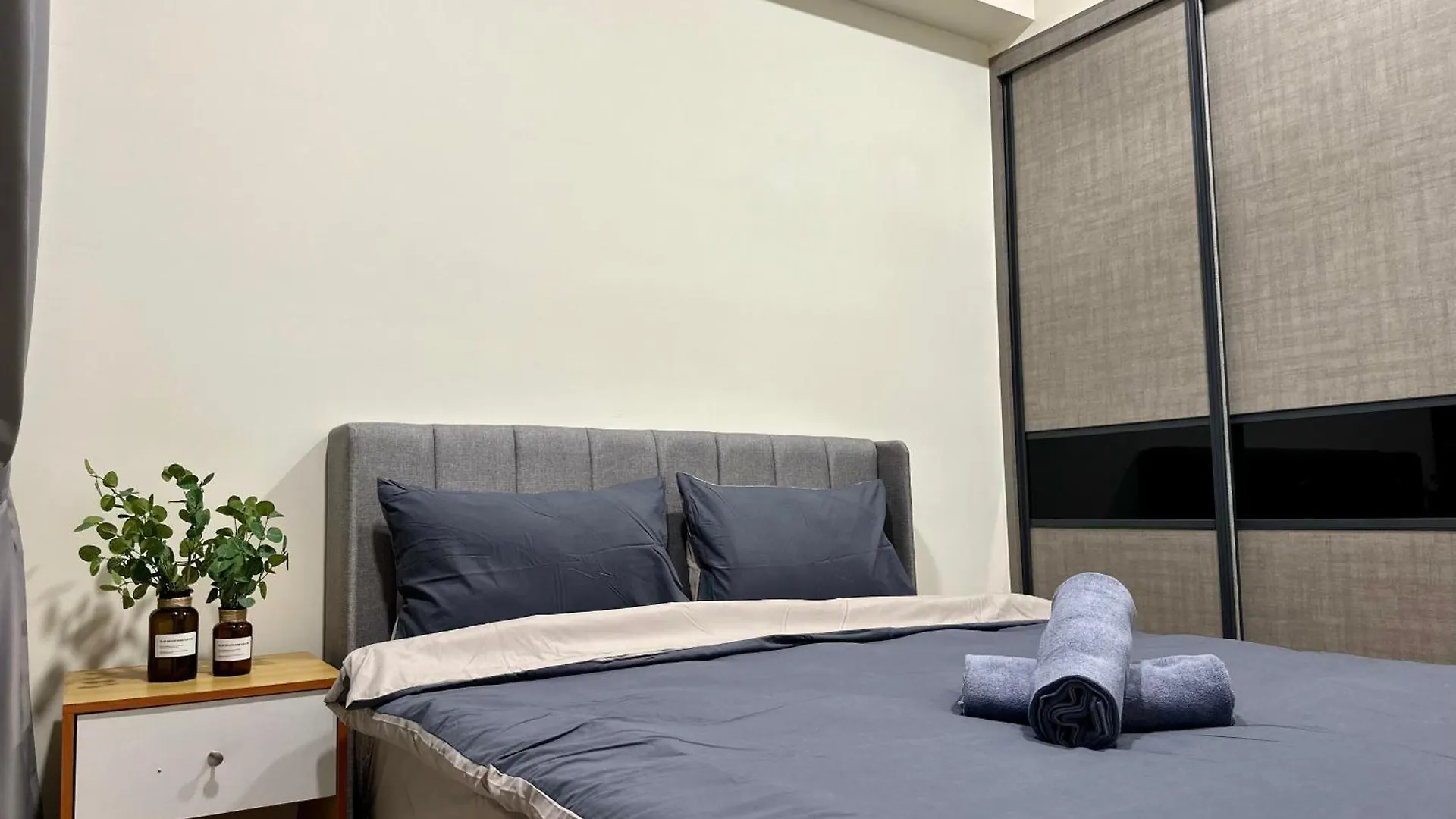 Millerz Square Mid Valley, Old Klang Road By Rverse Suite Kuala Lumpur 0*,