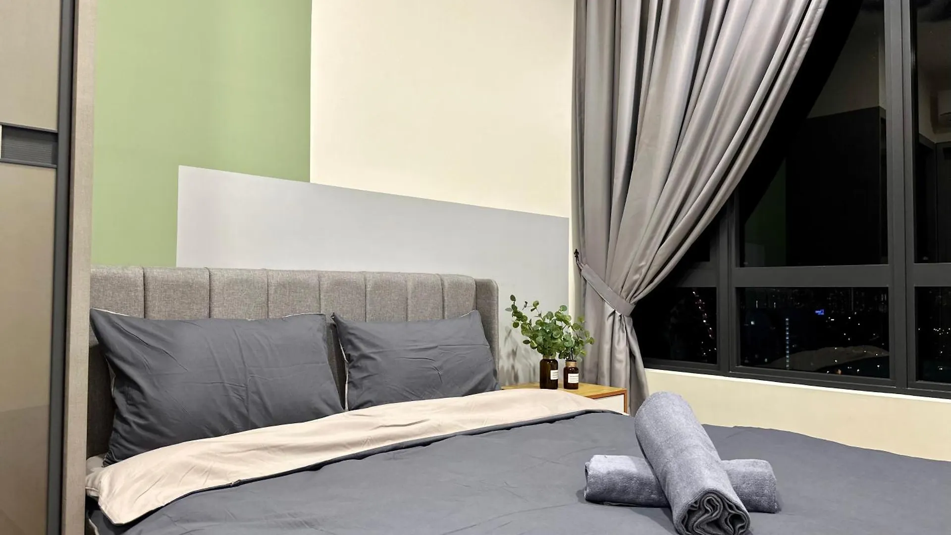 Millerz Square Mid Valley, Old Klang Road By Rverse Suite Kuala Lumpur
