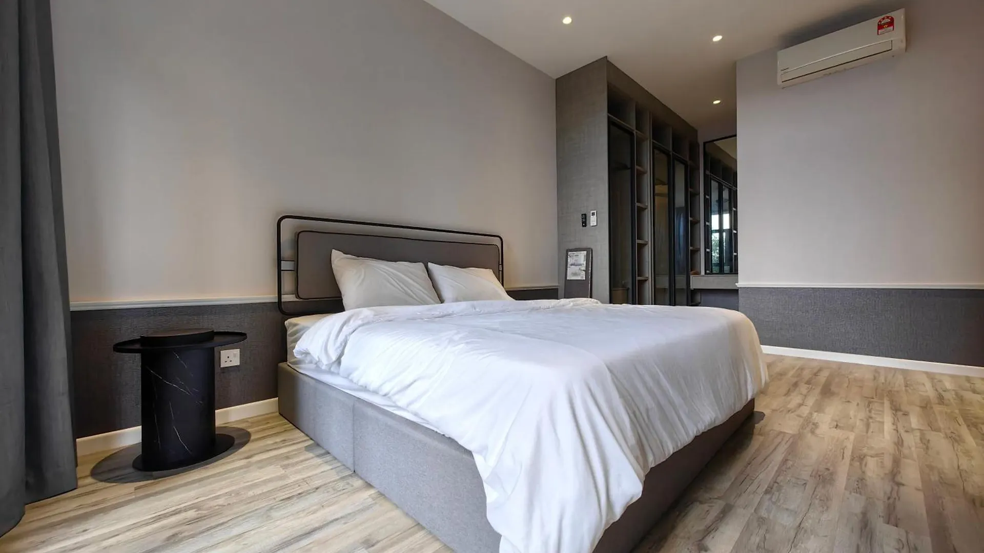 Millerz Square Mid Valley, Old Klang Road By Rverse Suite Kuala Lumpur 0*,